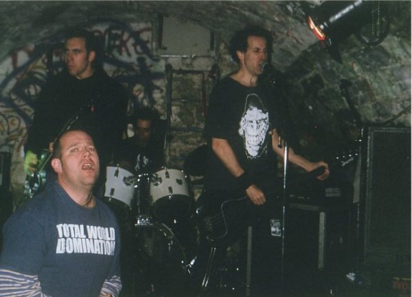 20011201_0022.jpg - click for next picture