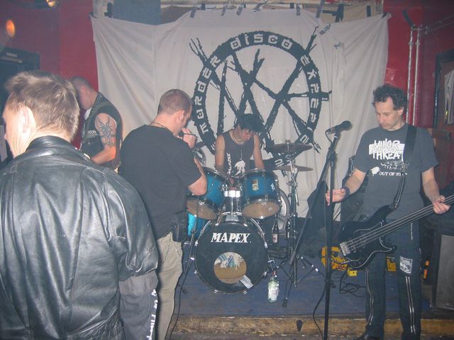 20031218_0003.jpg - click for next picture