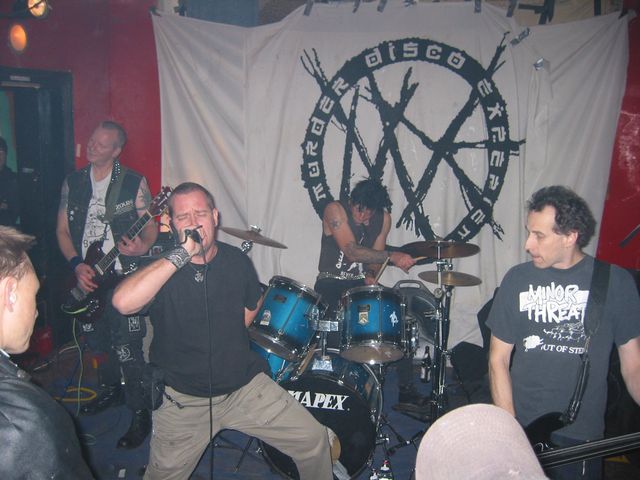 20031218_0012.jpg - click for next picture