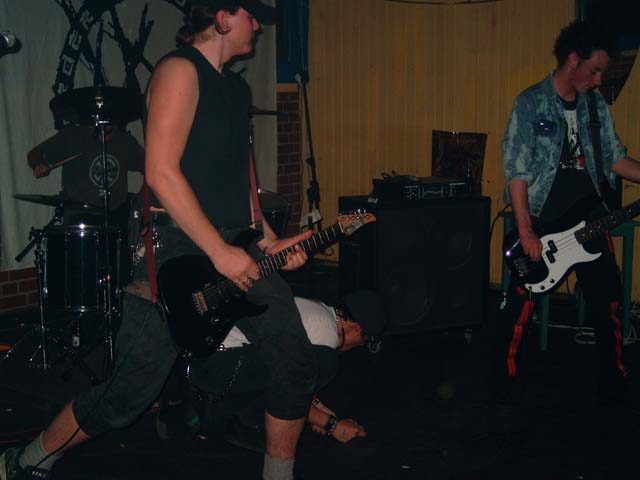 20040403_0010.jpg - click for next picture