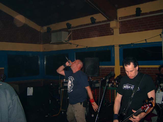 20040403_0025.jpg - click for next picture