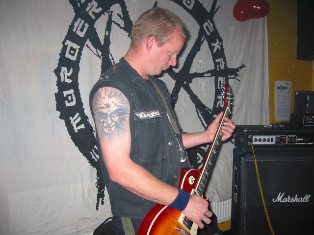 20040513_0022.jpg - click for next picture