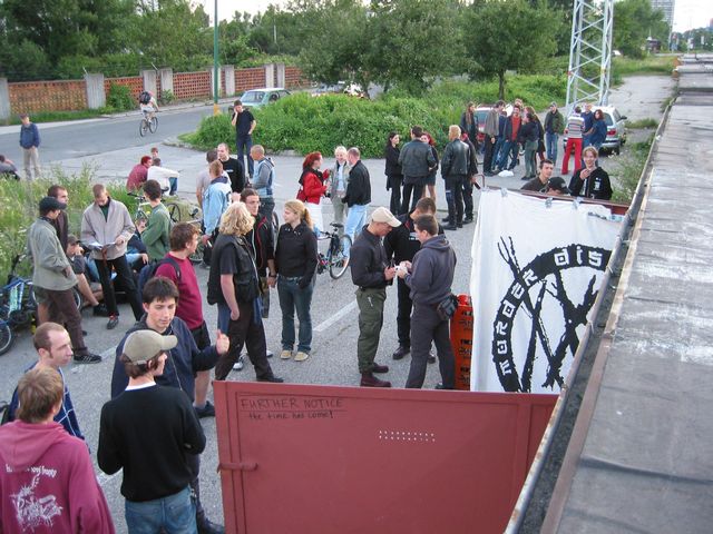 20040711_0005.jpg - click for next picture