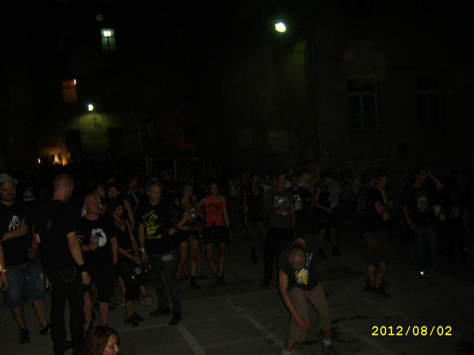 20120802_0034.jpg - click for next picture